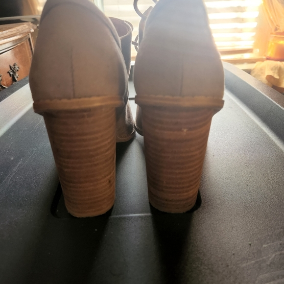 Booties - Picture 4 of 5